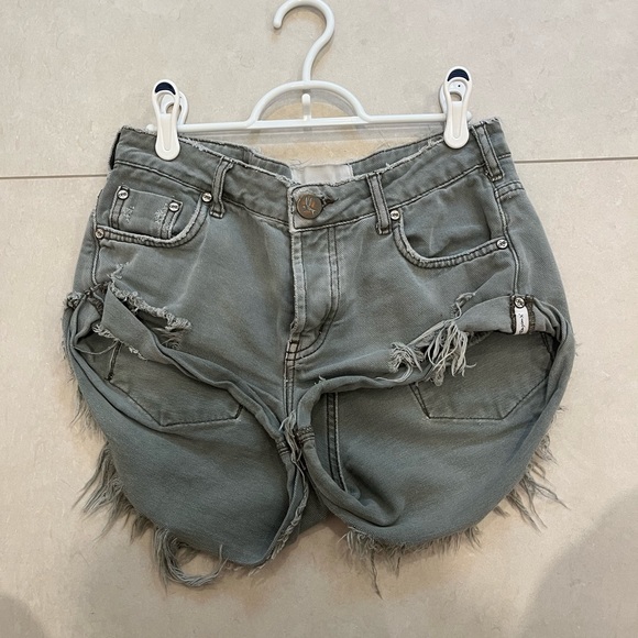 One teaspoon shorts size 23! In perfect condition - Picture 1 of 4